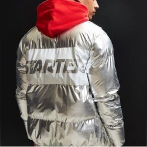 Men’s Starter Black Label x Urban Outfitters Puffer Jacket in Silver (Size S)